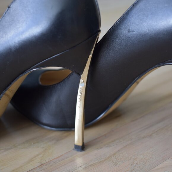 Enzo Angiolini 'Infiniti'  Gold Stiletto Heel Pump - Picture 5 of 12